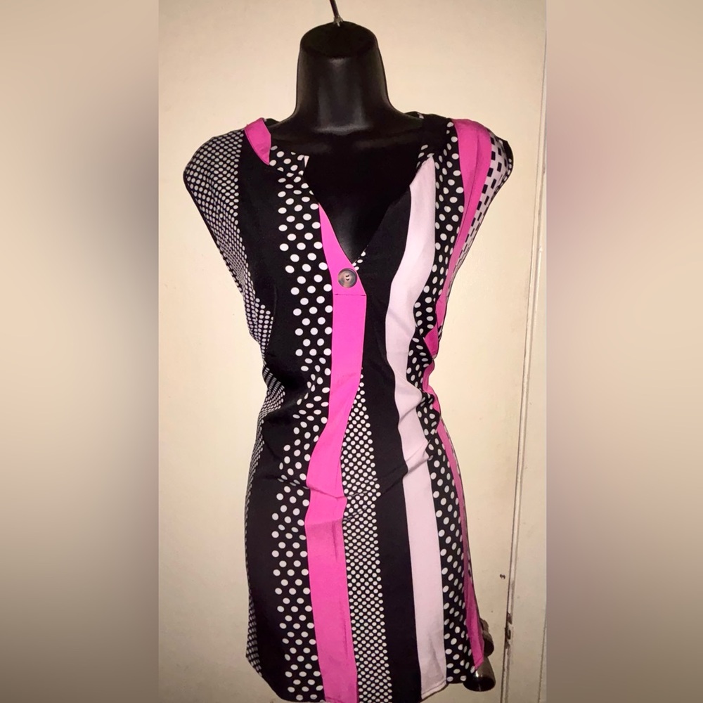 🆕 Lioness Curve Sleeveless V-Neck Blouse | 3XL | Never Worn